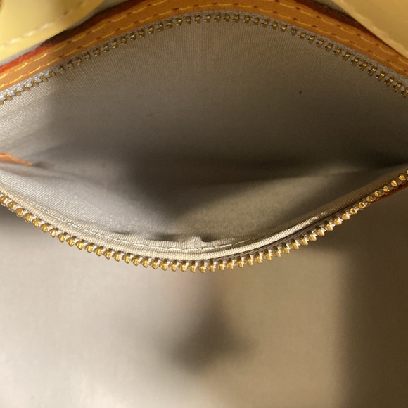 Louis Vuitton Vernis Mini Tote Bag - Picture 4 of 10